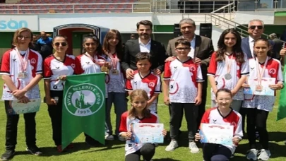 Sivas Belediyesi tarafından her yıl geleneksel olarak düzenlenen İlkokullar Arası Futbol Turnuvası sona erdi