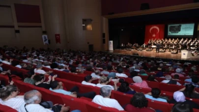 “Türkü Türkü Türkiye’m” konseri coşturdu