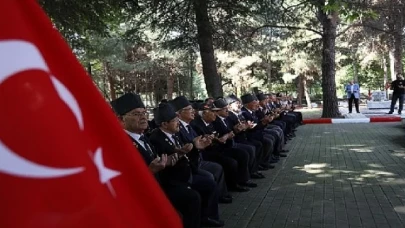 15 Temmuz Anma Programları Şehitlik Ziyaretiyle Başladı