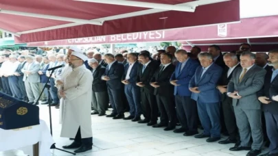 AK Parti Genel Başkan Yardımcısı Hayati Yazıcı’nın anne acısı