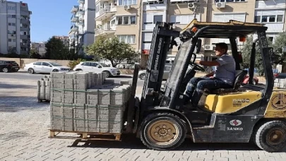 Belediye şantiyesi fabrika gibi üretiyor, Karşıyaka güzelleşiyor