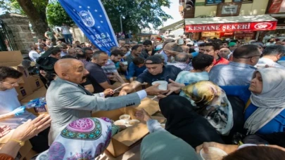 Bursa’da aşure kazanları birlik için kaynadı