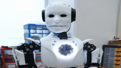 Bursalı firma insansı robotla ses getirecek