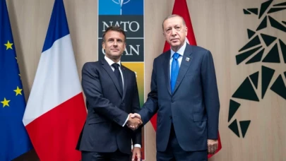 Cumhurbaşkanı Erdoğan, Fransa Cumhurbaşkanı Macron ile bir araya geldi