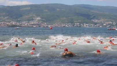 İki yakayı birleştirmek için kulaç attılar