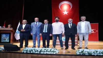 Kayseri protokolü 15 Temmuz konferansına katıldı