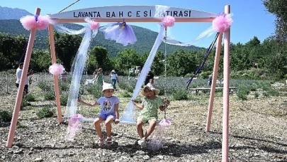 Kemer’de “Lavanta Bahçesi” tanıtım etkinlikleri devam ediyor