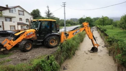 Kuvvetli yağışa Sakarya Büyükşehir’den anında müdahale