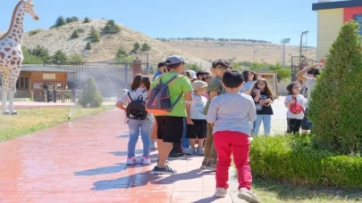 Malatya’da öğrencilerden hayvan bahçesine gezi