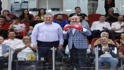 Mardin Valisi Demirtaş milli sporcularla buluştu