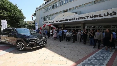 Türkiye’nin yerli otomobili TOGG DEÜ’nün Makam Aracı oldu