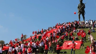 30 Ağustos resmi tatil mi, 29 Ağustos yarım gün mü, Marmaray, Başkentray ve İZBAN ücretsiz mi?