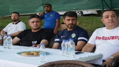 Aliağa Belediye Başkanı Serkan Acar’dan Aliağaspor FK’nın Bolu Kampına Ziyaret