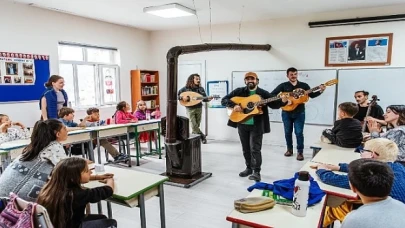 Çocukların ve Gençlerin Hayatında Müzikle Fark Yaratıyor: Onur Kahvecioğlu