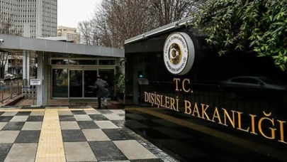 Danimarka ve Hollanda'nın Ankara Büyükelçiliği Bakanlığa çağrıldı