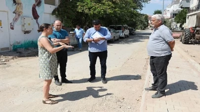 Efes Selçuk’ta yollar, aydınlatma direkleri ve parklar..