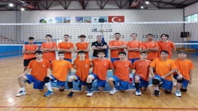 İnegöl Belediyespor voleybolda 4 kategoride yarışacak