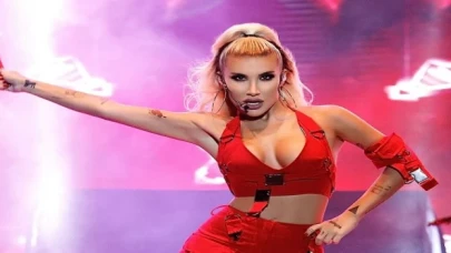 İrem Derici’den müzikal tadında konser