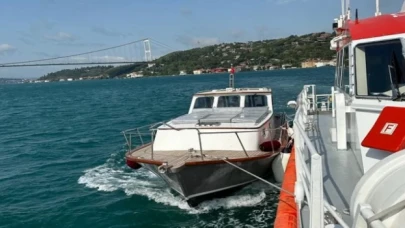 İstanbul açıklarında sürüklenen tekne kurtarıldı