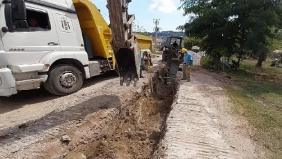 İSU, Kandıra Karaağaç Mahallesi’ne yeni kanalizasyon hattı yapıyor