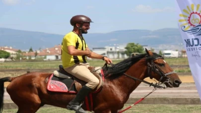 Rahvan atlarında Gölcük koşusu nefesleri kesti