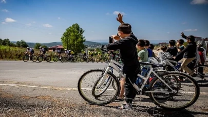 Uluslararası 100. Yıl Cumhuriyet Bisiklet Turu’nun 3. Etabı sona erdi