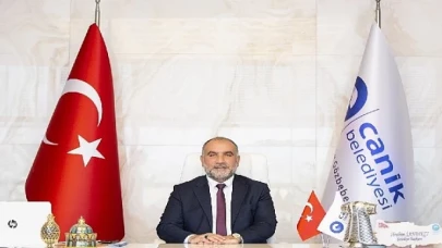 Başkan Sandıkçı: “Peygamber Efendimizin (S.A.V) hayatını, bizlere olan mesajlarını ve öğütlerini prensip edinmeliyiz”