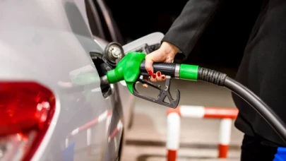 Benzine 1 lira 94 kuruş indirim geldi