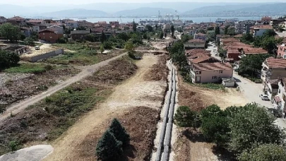 Derince Köprülü Kavşak Çalışmaları kapsamında altyapı hatları deplase ediliyor