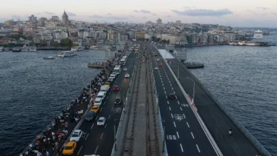 İstanbulluların Galata Köprüsü sevinci