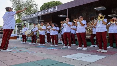 İzmir Fuarı’nda Karşıyaka rüzgârı esiyor