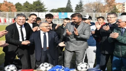 Kayseri Büyükşehir’den amatör kulüplere büyük destek