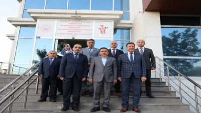 Kayseri Valisi’nden Aile Sosyal Hizmetler’e ziyaret