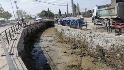 Manisa Soma’da dere temizliği