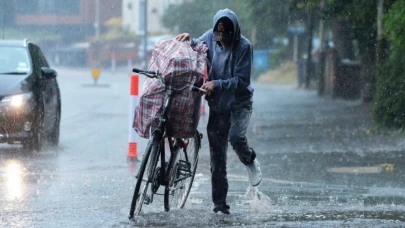 Meteoroloji İstanbul, Ankara ve İzmir için saat vererek uyardı: 11 ile sarı alarm verdi