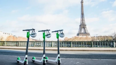 Paris sokaklarında scooterlar kaldırıldı