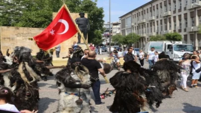 Tütütabaklar, Balıkesir’deki kutlamalara damga vurdu