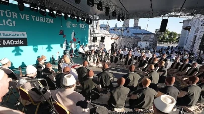 Uluslararası Konya Mistik Müzik Festivali Katılımcıları Ruhani Bir Yolculuğa Çıkarıyor