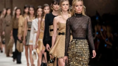 Ünlü giyim markası Balmain'in Paris Moda Haftası'nda sergileyeceği koleksiyonu çalındı