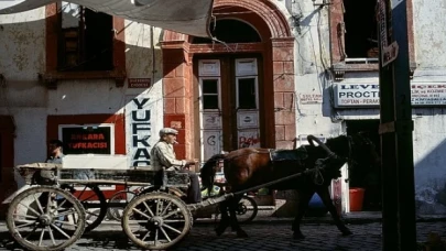 ARA GÜLER ARŞİVİNDEN AYVALIK FOTOĞRAFLARI GÜN YÜZÜNE ÇIKIYOR