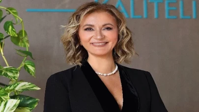 Aynada Görünen &apos;Sen’ ile Barışık Olmak