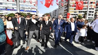 Başkan Soyer: “Biz İzmir’iz biz Cumhuriyetiz”