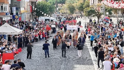 Bergama’da Cumhuriyet Bayramı coşkuyla kutlandı