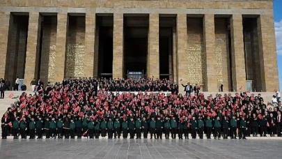 Darüşşafakalılar Ata’nın Huzurunda