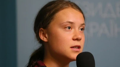 İklim aktivisti Greta Thunberg, Londra'da gözaltına alındı