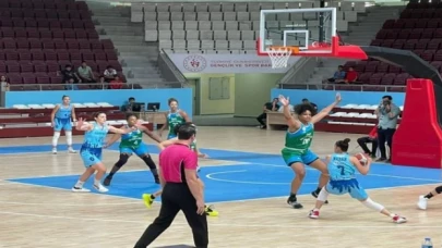 İzmit’in Perileri, Hatay’ı rahat geçti: 104-70