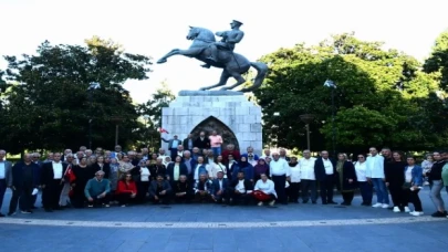 Karabağlar’ın muhtarları Cumhuriyetin 100. yılında Samsun’da