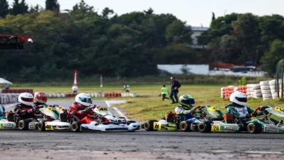 Karting 6. ayakta nefes kesen çekişme