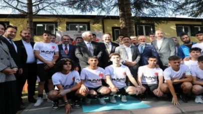 Kayseri Kocasinan gençleri geleceğe hazırlanıyor