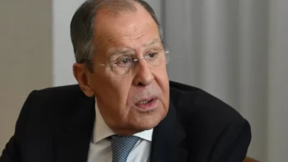 Lavrov: Zelenskiy’in sözleri çaresizliğin itirafıdır